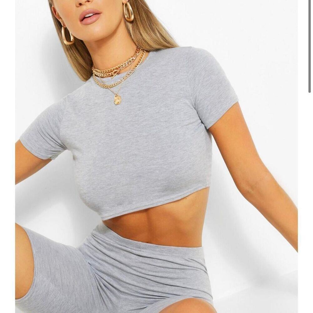 Boohoo Cropped Tee